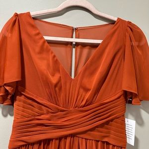 David’s bridal sienna chiffon bridesmaid dress. Size 4